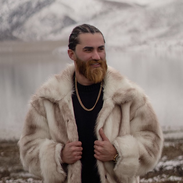 دانلود آهنگ مازندرانی بنام مه پا تا به قیامت مه داداشه با صدای یاسر رویانی