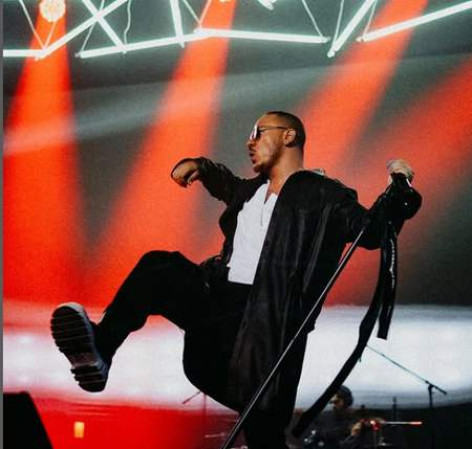 دانلود آهنگ اشوان غریبه دانلود آهنگ اشوان غریبه