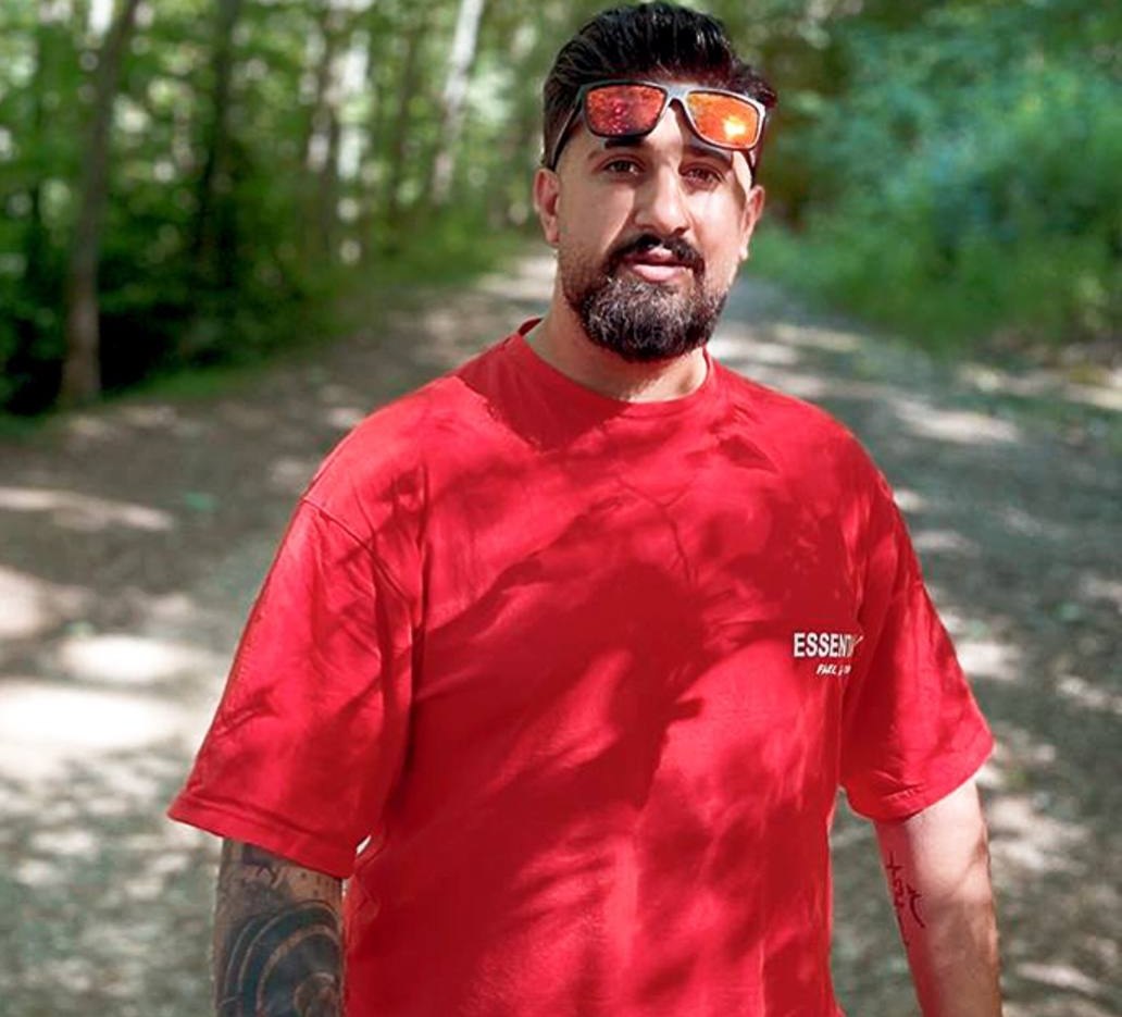  آهنگ بنام مجنون با صدای علی حمیدی