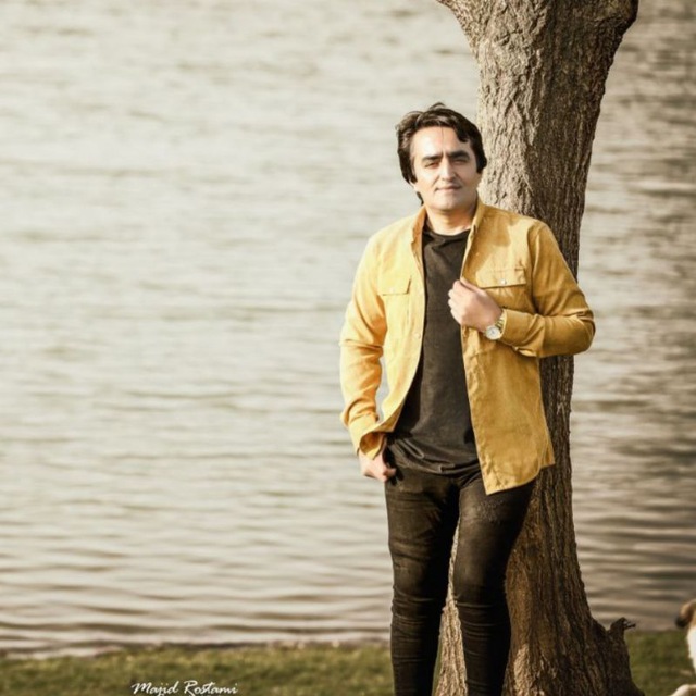 دانلود آهنگ بنام دستبند طلا با صدای علیرضا باباجانی و وحید حیدری