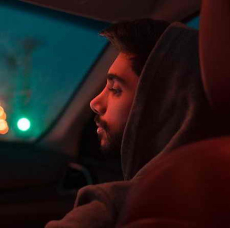 دانلود آهنگ چشامو بستم تا حالمو نبینه