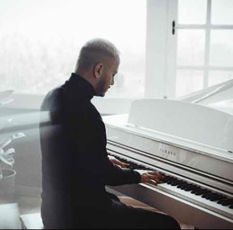 دانلود آهنگ اشوان آهنگ شاد