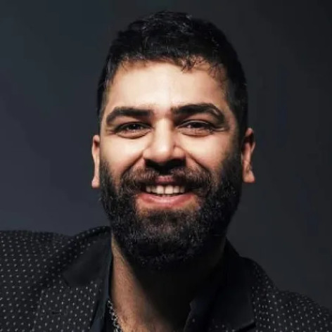 دانلود آهنگ غروب که بارون میومد رفتم تو کنج خاطرات