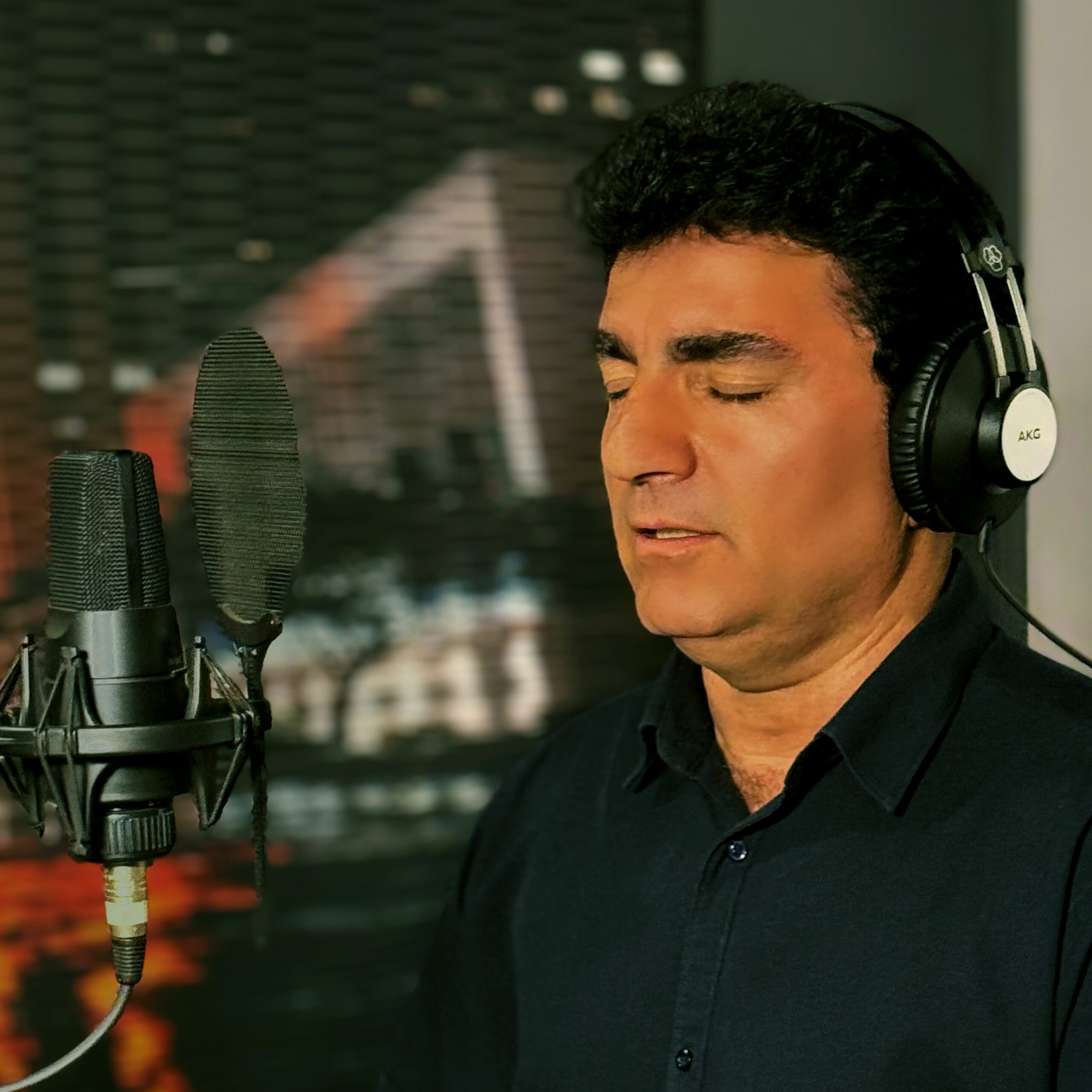 دانلود آهنگ بنام همدم جان با صدای محمود شریفی