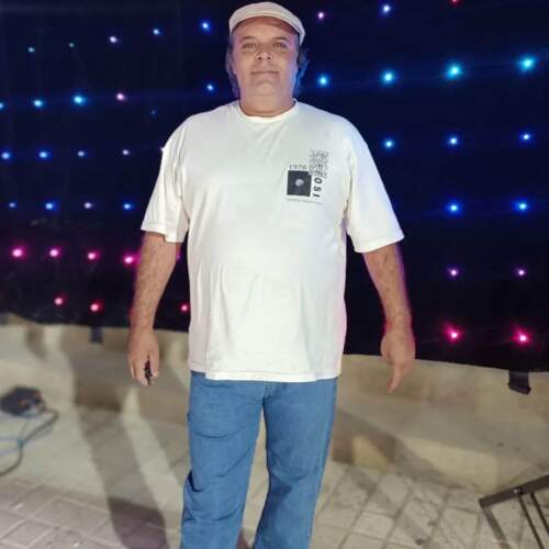 دانلود آهنگ بنام قصه با صدای امیر شریعت