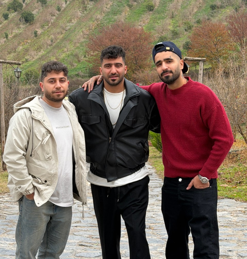 دانلود آهنگ  داداشی با صدای جابر عباسی و افشین فدا و میلاد صادقی