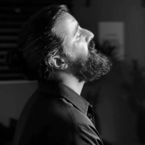 دانلود آهنگ  گل پر پر با صدای مهدی دارابی